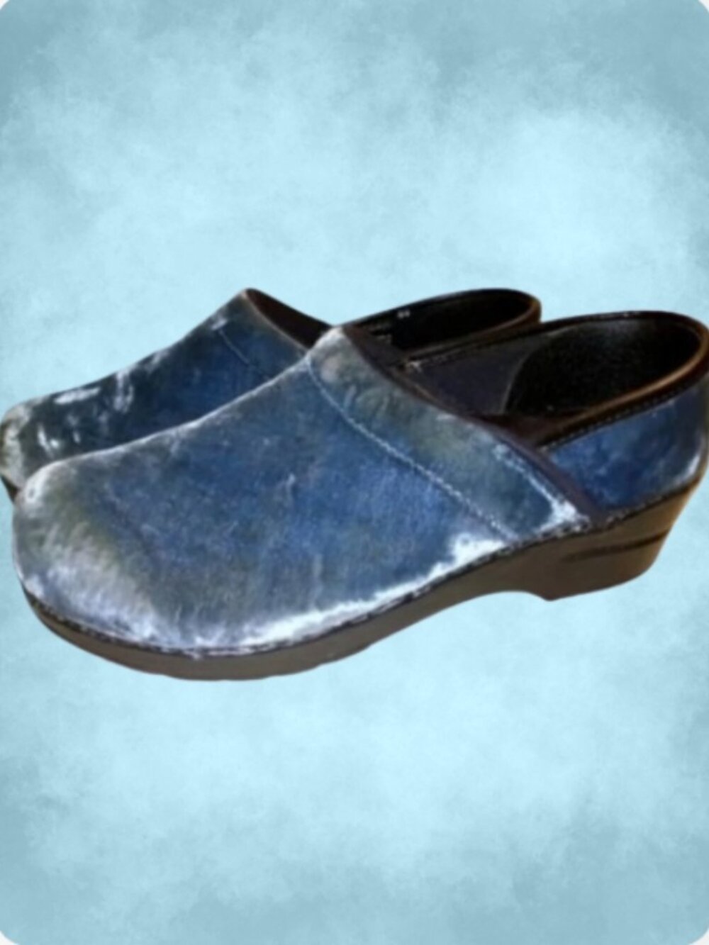 Sanita Comfort Clogs Blue Velvet 39EU / 7.5US Nursecore Workwear Quiet Luxury